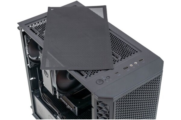 Mad Dog M30AIR-A05WB32WH AMD Ryzen 5 32GB DDR4 Nvidia GeForce RTX 5060 8GB 1TB SSD Windows 11 Home