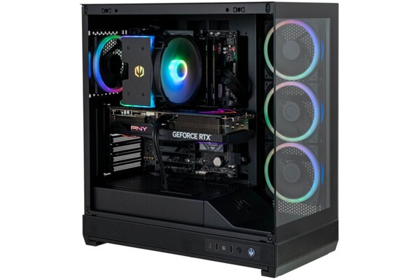 Mad Dog SIMRACE-A06DR32 AMD Ryzen 7 32GB DDR5 NVIDIA GeForce RTX 5070 Ti 16GB 1TB SSD brak