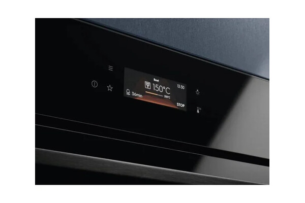 Piekarnik do zabudowy Electrolux EOB8S39X Steamboost elektryczny Parowy czarny
