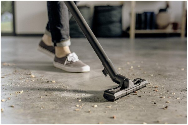 Odkurzacz Karcher WD4V tradycyjny bezworkowy żółty