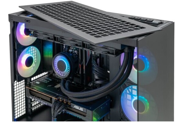Mad Dog ARCTIC-A03WR32WP AMD Ryzen 7 32GB DDR5 AMD Radeon RX 9070 XT 16GB 2TB SSD Windows 11 Professional